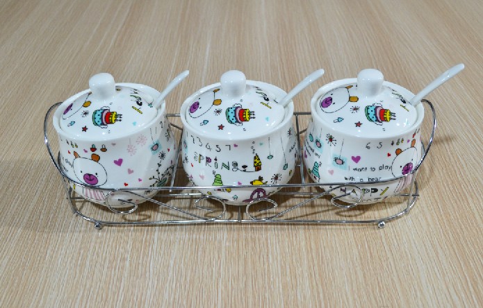 味觉与触感的交融 探索调料与日用陶瓷制品的和谐共生